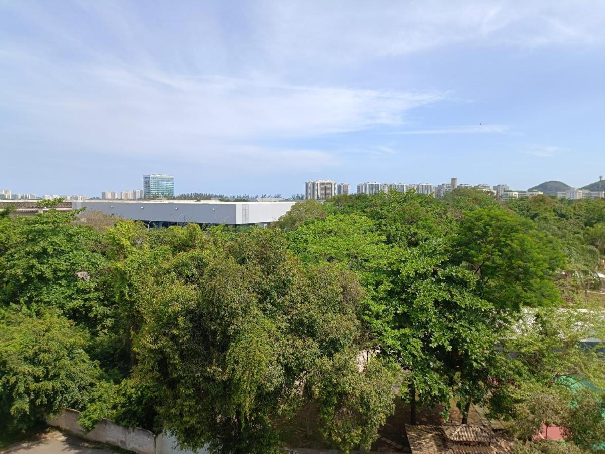 Apartamento Quarto Em Apartamento Em Frente Ao Riocentro E Proximo A Jeunesse Arena E Vila Olimpica *